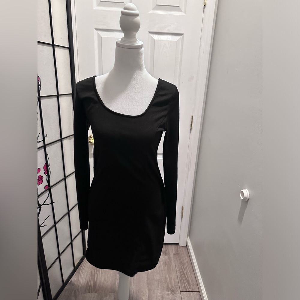 Black long sleeve mini dress size L